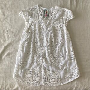Johnny Was white cap sleeve eyelet blouse, size small